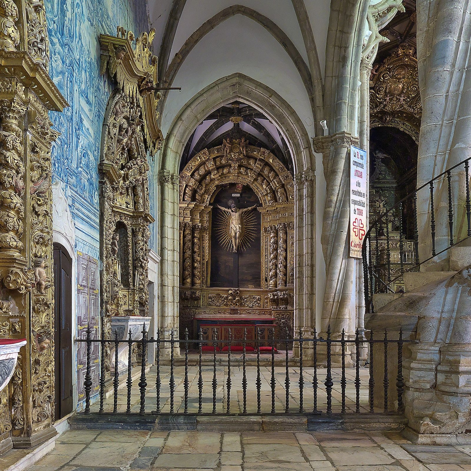 Iglesia_de_Santa_María_Magdalena_(Olivenza)._Portada_principal (1)